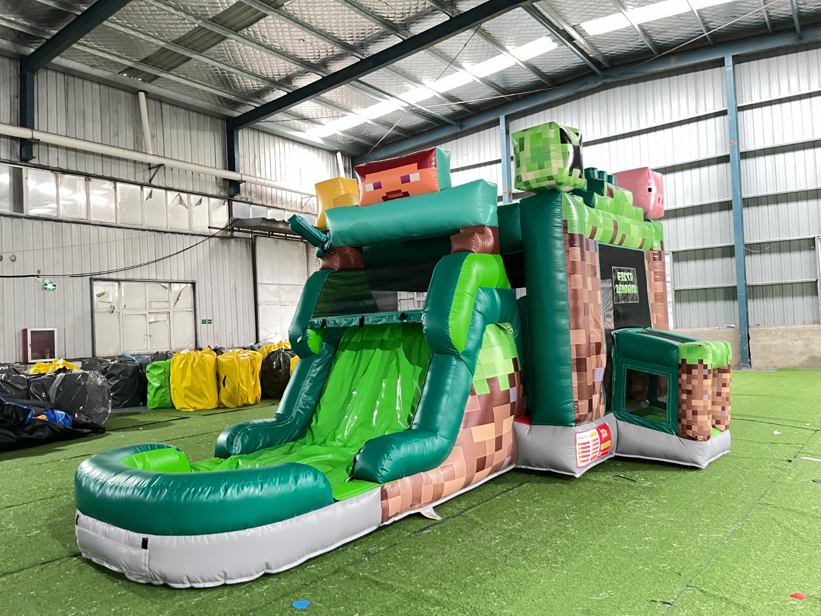 Multi Play — BrinkPark Super Brinquedos